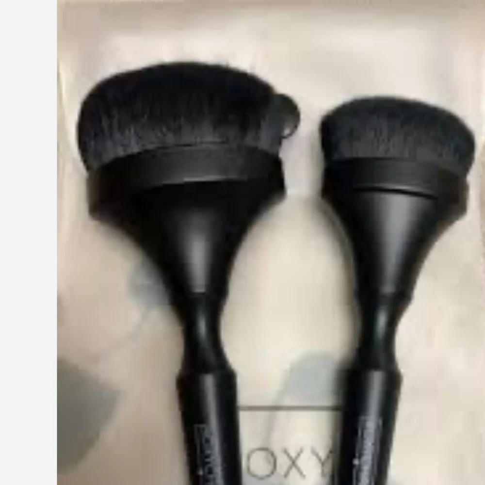 Boxycharm x Complex Culture Plush Powder & Contour Brush Set - Black (2pc
